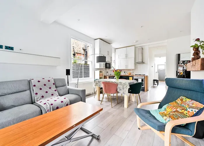 Guestready - Lovely Retreat With Garden In London